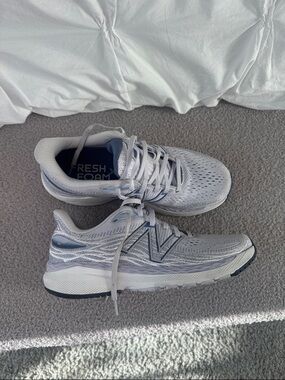 New Balance fresh foam 860